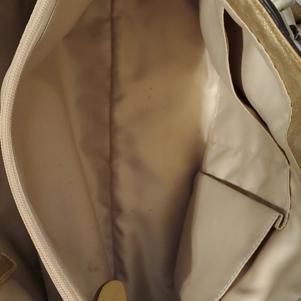 Authentic Coach purse - Picture 9 of 16